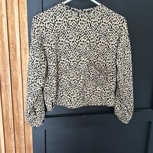 ZARA l Girls‎ Pullover Cropped Animal Print Top. Size 11-12